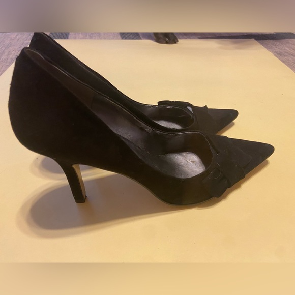 Suede Tiny Heel - Picture 2 of 3